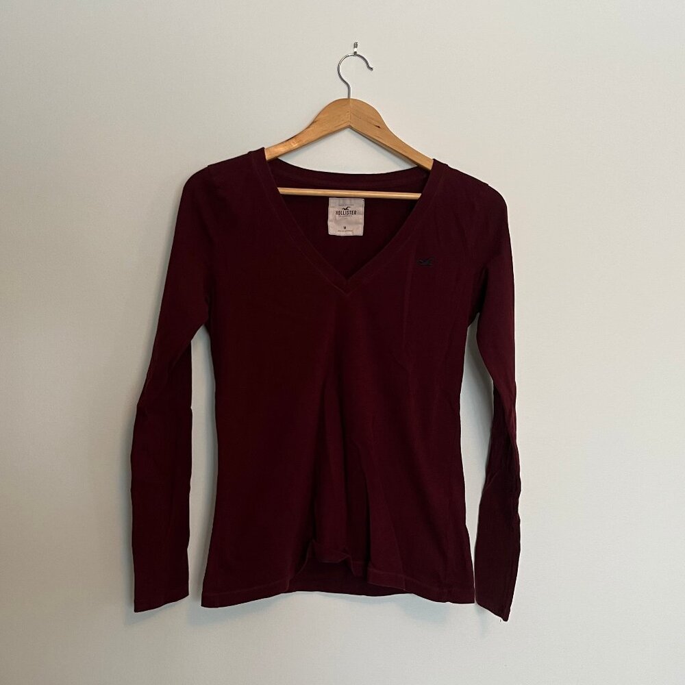 Hollister. Long Sleeve Shirt. Burgundy Red. Size Medium. Womens.